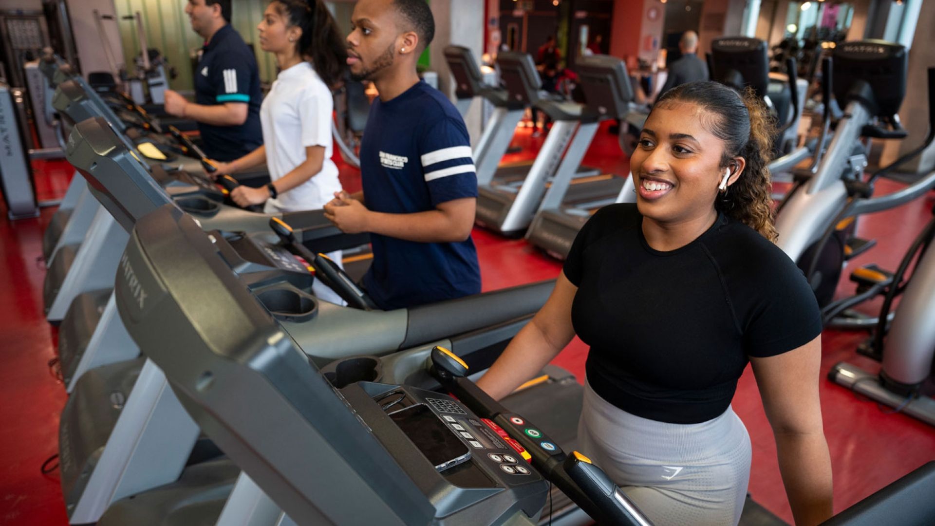 Group of students working out in Gateway Gym