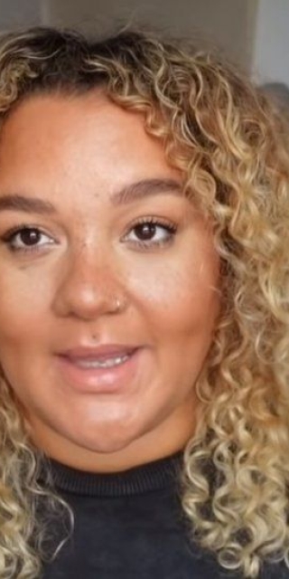 Youtuber Grace Victory