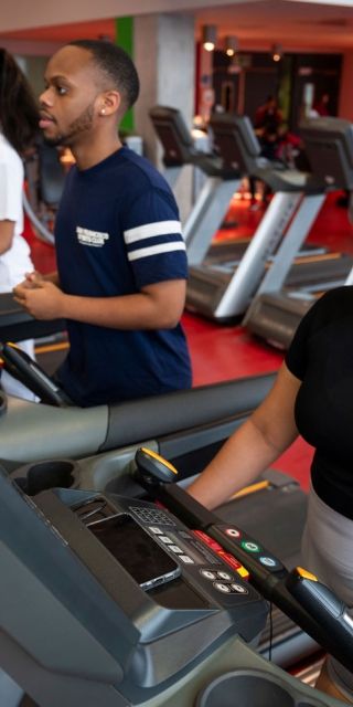 Group of students working out in Gateway Gym