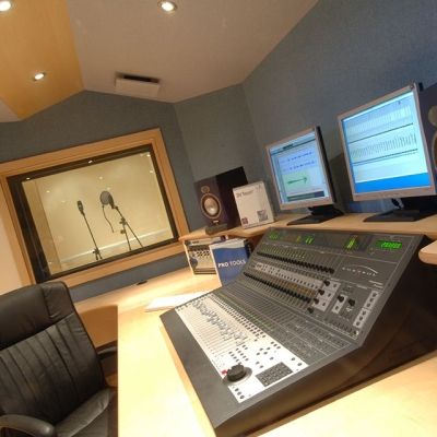 Recording studio for singers