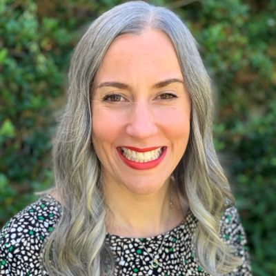 Melanie Hayward staff profile photo