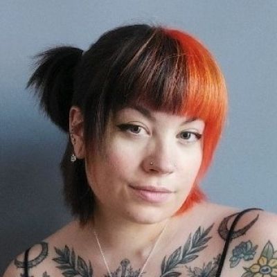 A head and shoulders shot of a smiling Visual Effects student Madelaine Kendall-Murray 