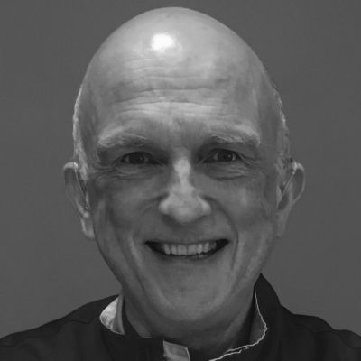 Piers Worth staff profile photo