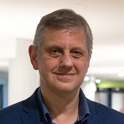 Marek Pruszewicz headshot 