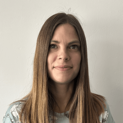 Headshot of Lecturer Jess Kirton