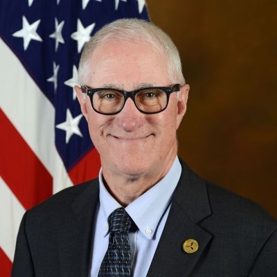 Staff profile photo of visiting professor Michael Matthews