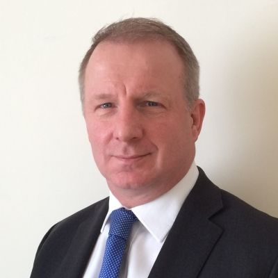 A headshot of Gordon Parker