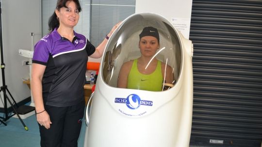 Sports therapy body composition (body pod)