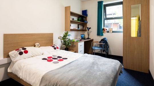 Student bedroom in Hughenden accommodation