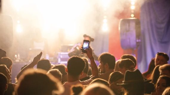 Large group of students dancing in a nightclub at students' union