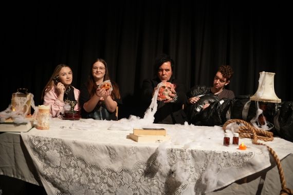 Get to the point - Episode 1 Thumbnail