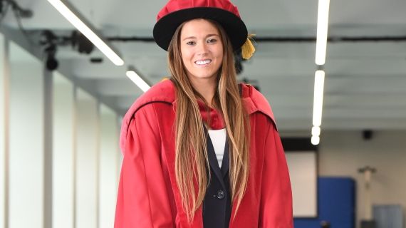 Fran Kirby receives honorary doctorate (cropped)