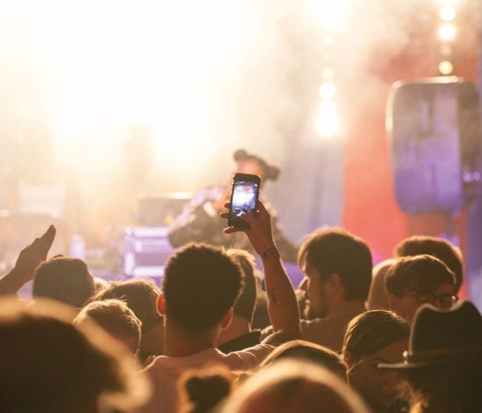 Large group of students dancing in a nightclub at students' union