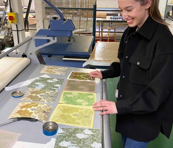 Printing workshop in redshed Floral design