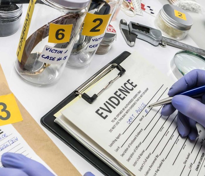 Criminology testing equipment of table shown as evidence 