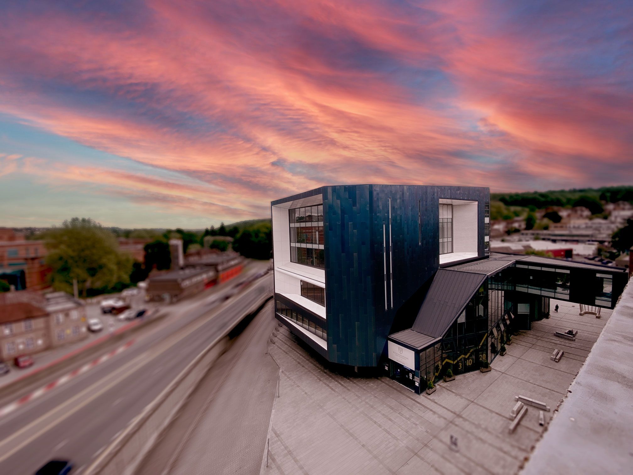 Gateway building - High Wycombe campus (Night)