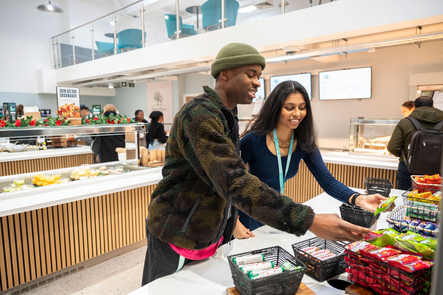 Students getting lunch in Beeches Cafe