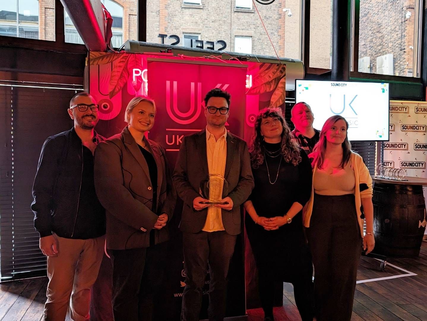 Paul Fields receives award