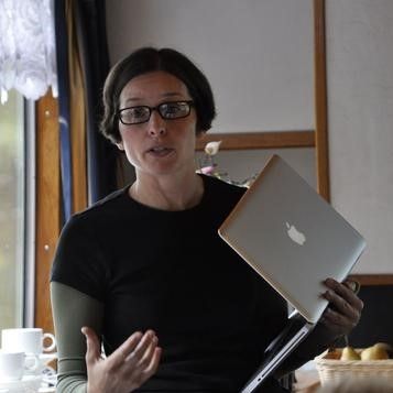 Professor Nela Milic